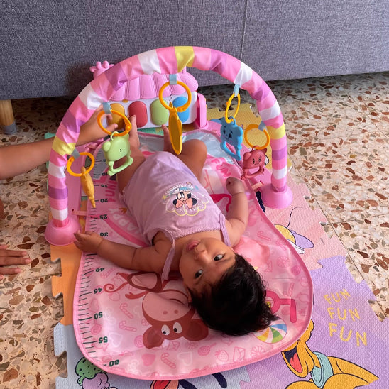 tapis-d_eveil-kick-play-piano-bebe